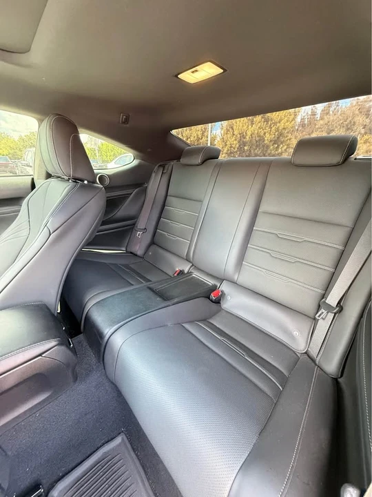 2019 Lexus RC - Image 7 of 11