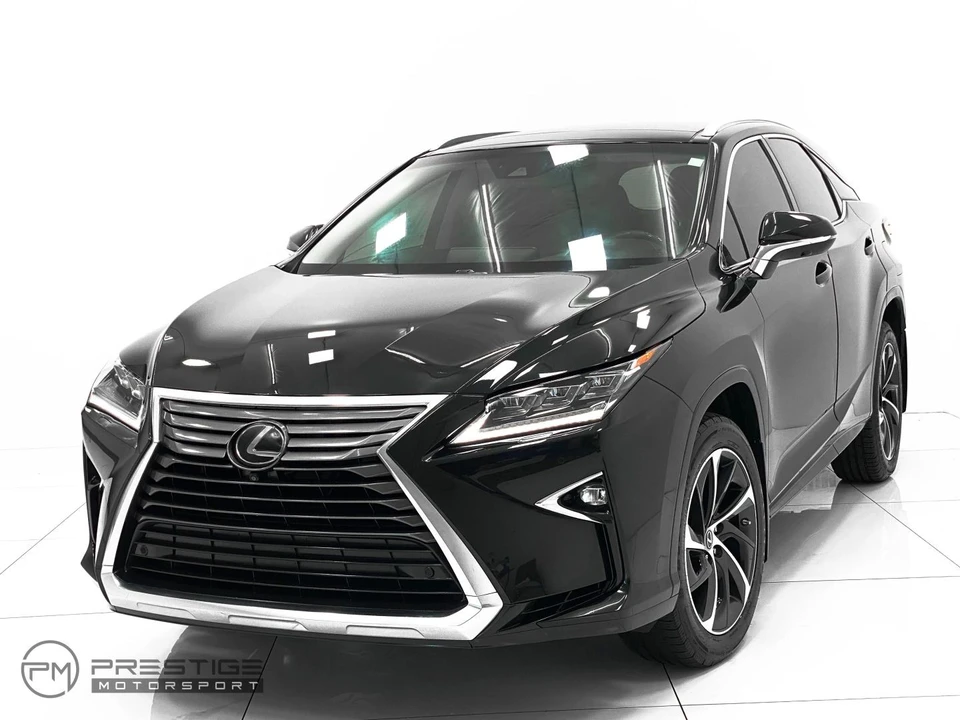 2019 Lexus RC - Image 3 of 31