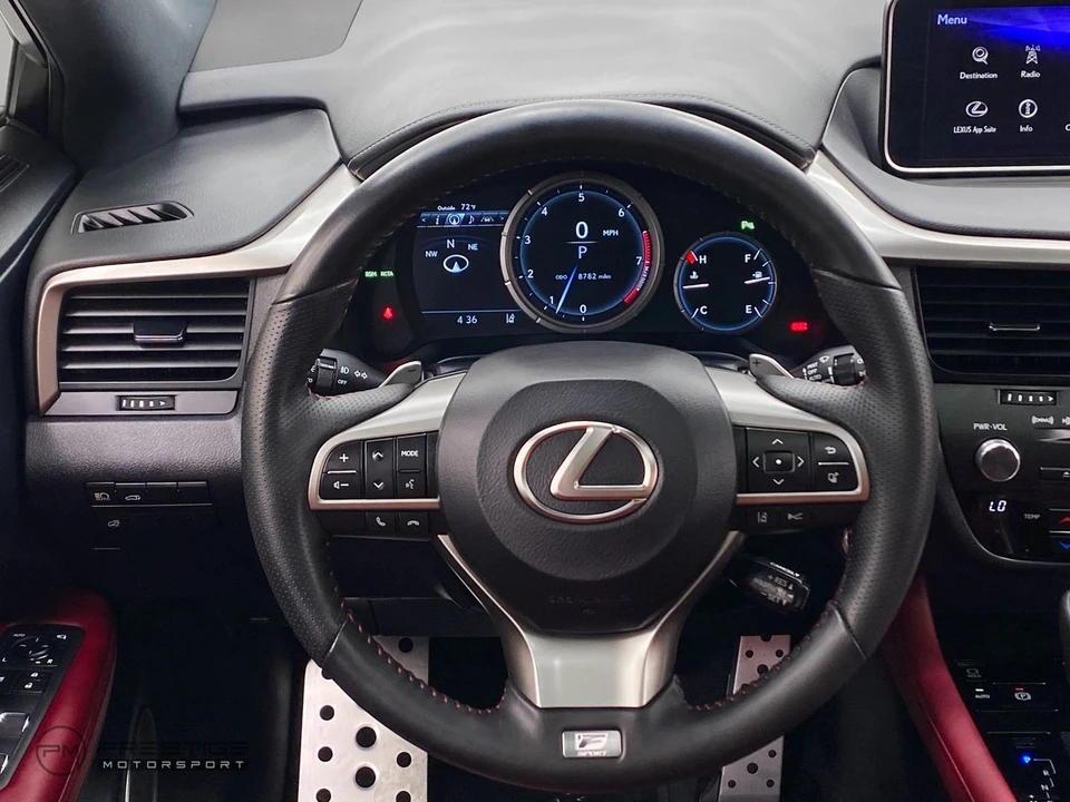 2019 Lexus RC - Image 21 of 31