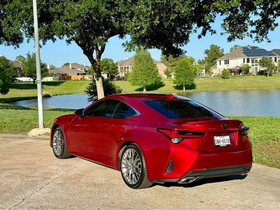 2019 Lexus RC - Image 3 of 7