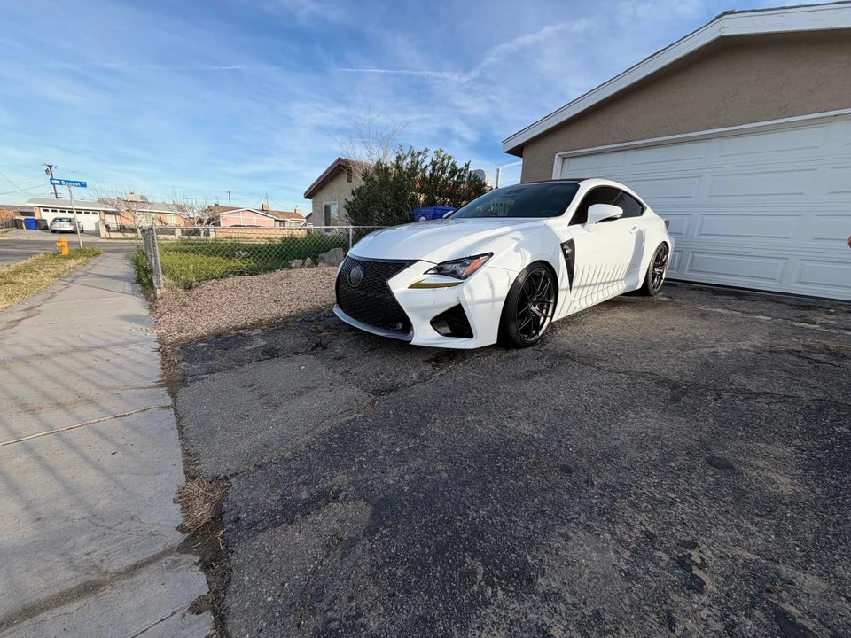 2019 Lexus RC F - Image 7 of 16