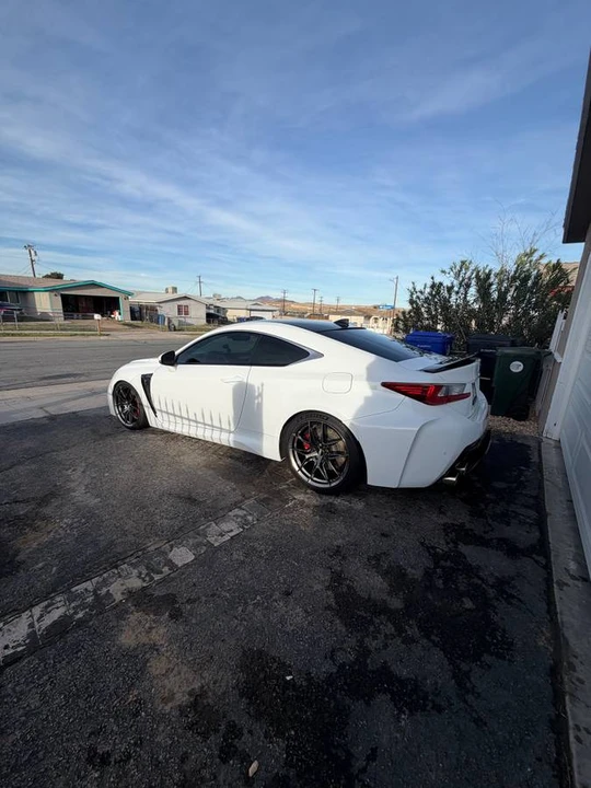 2019 Lexus RC F - Image 8 of 16