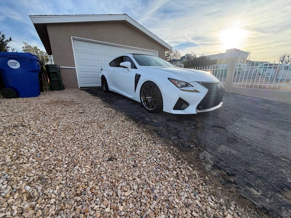 2019 Lexus RC F - Image 5 of 16