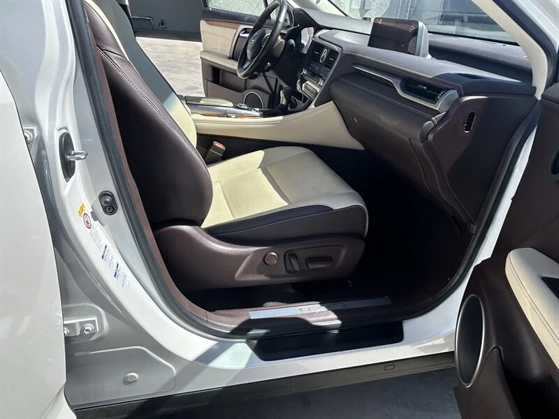 2019 Lexus RX 4th Gen - Image 17 of 21