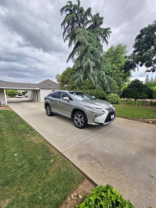 2019 Lexus RX 4th Gen - Image 2 of 5