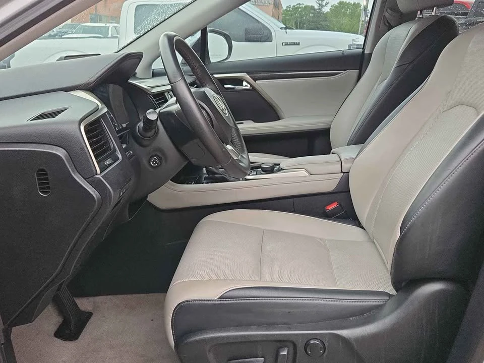 2019 Lexus RX 4th Gen - Image 17 of 18