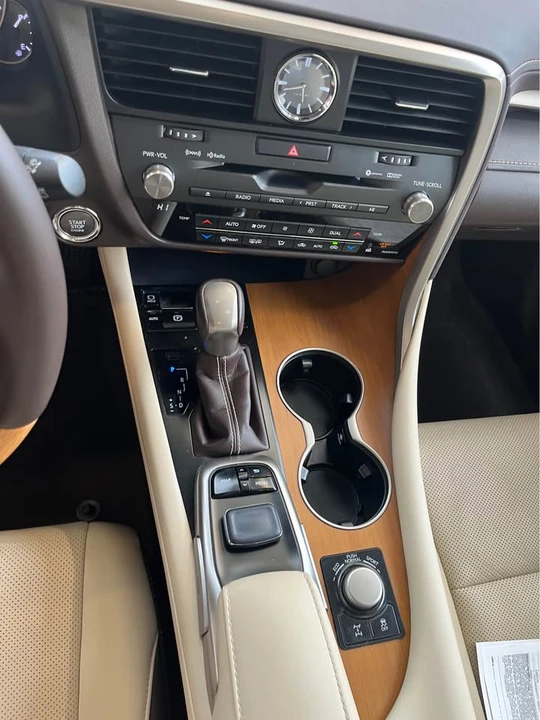 2019 Lexus RX 4th Gen - Image 13 of 20
