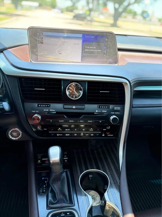2019 Lexus RX 4th Gen - Image 8 of 20