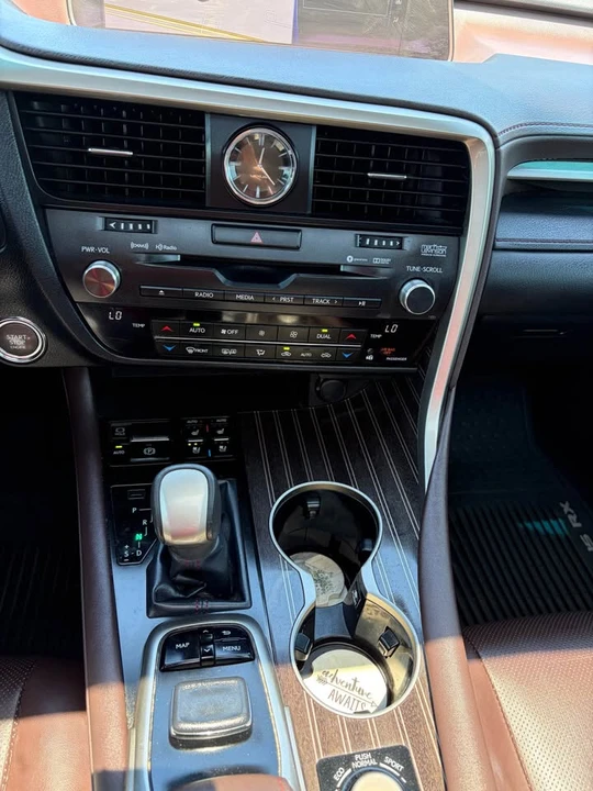 2019 Lexus RX 4th Gen - Image 9 of 20