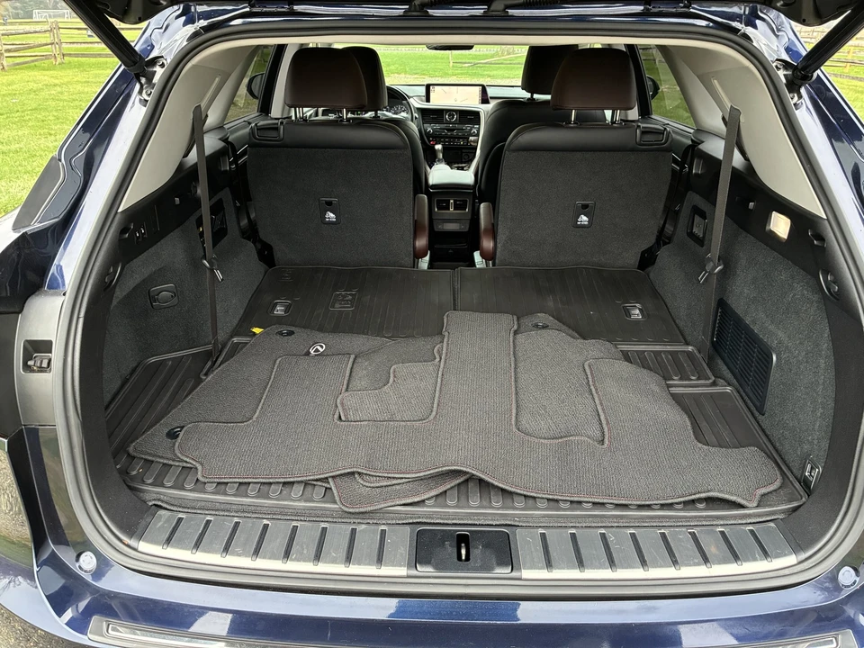 2019 Lexus RX 4th Gen - Image 17 of 21