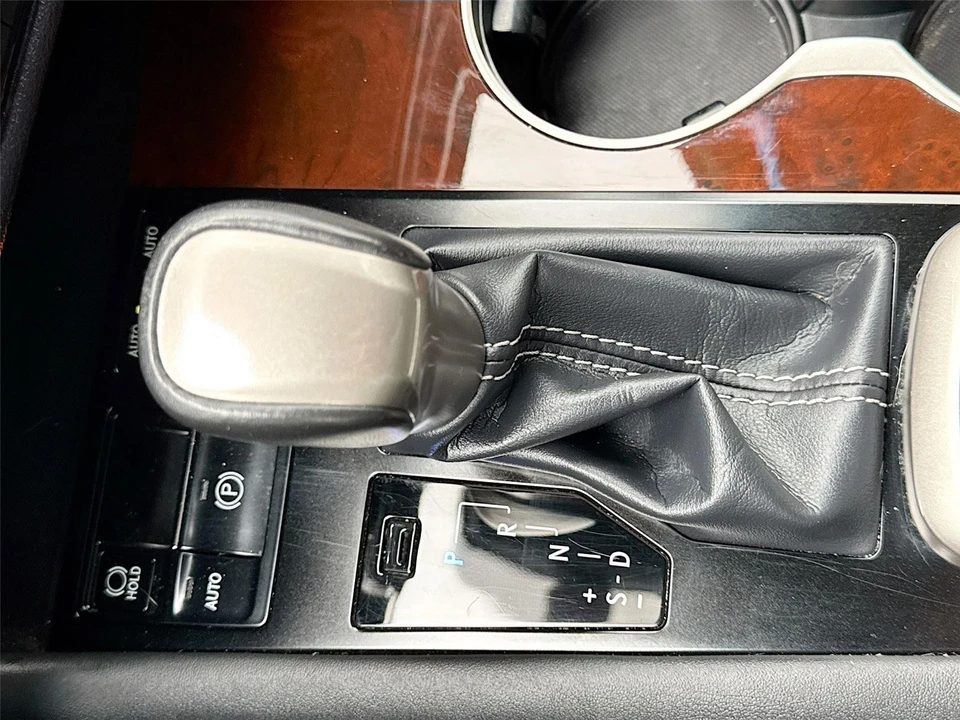 2019 Lexus RX 4th Gen - Image 18 of 21