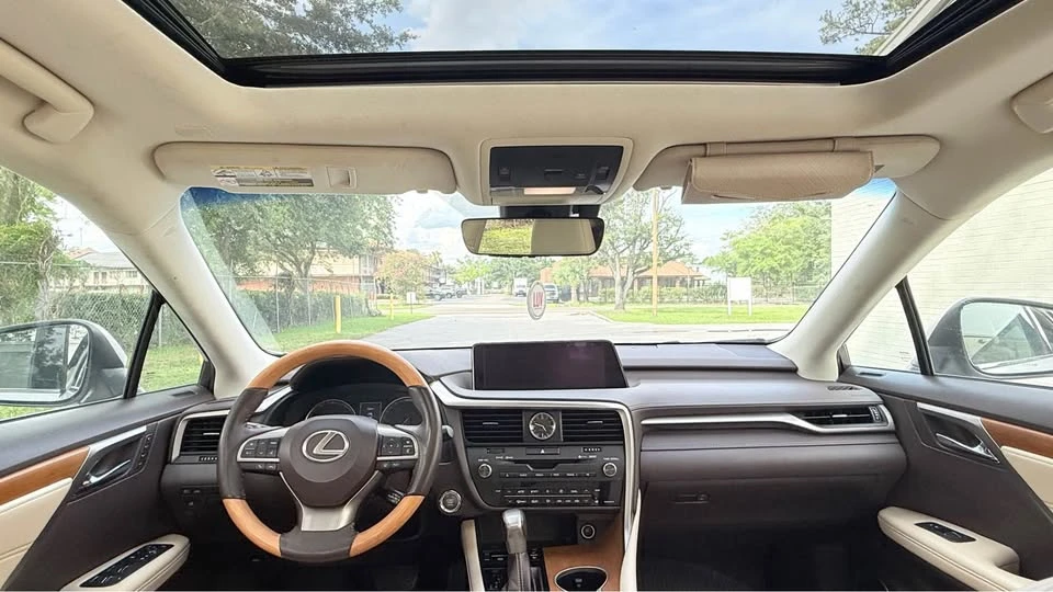 2019 Lexus RX 4th Gen - Image 10 of 17