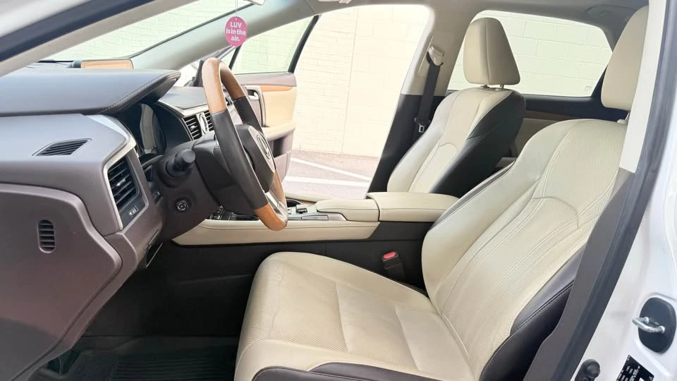 2019 Lexus RX 4th Gen - Image 12 of 17