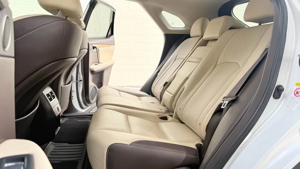2019 Lexus RX 4th Gen - Image 9 of 17