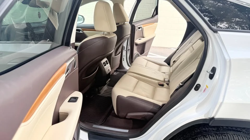 2019 Lexus RX 4th Gen - Image 8 of 17