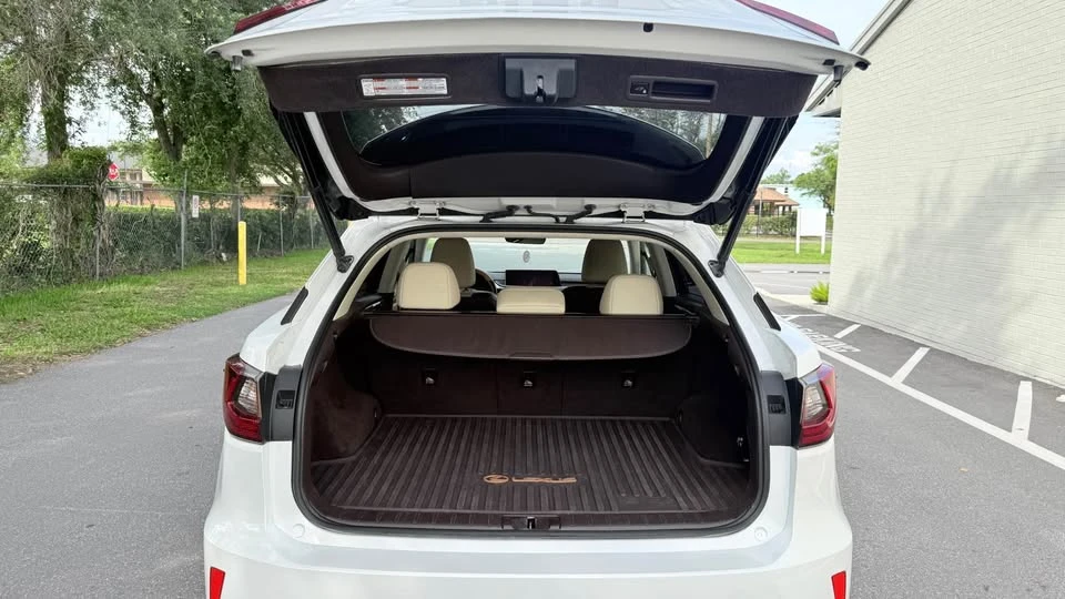 2019 Lexus RX 4th Gen - Image 7 of 17