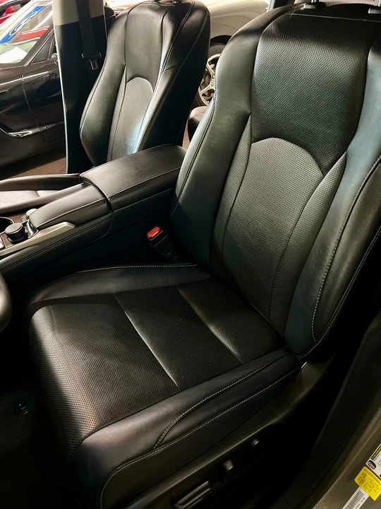 2019 Lexus RC - Image 13 of 21
