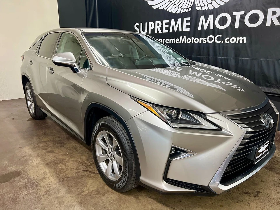 2019 Lexus RC - Image 3 of 12