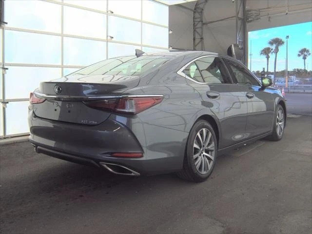 2019 Lexus ES 7th Gen - Image 5 of 20