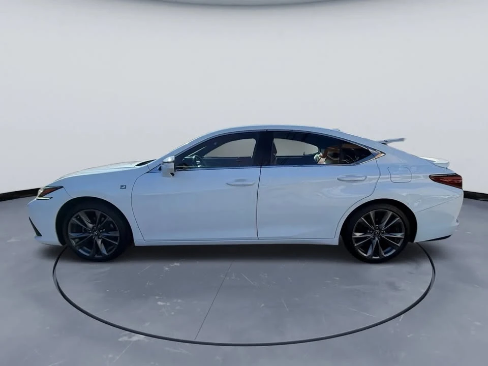 2019 Lexus ES 7th Gen - Image 8 of 14