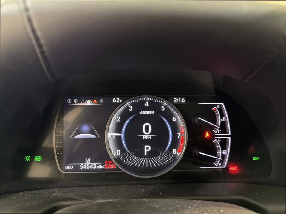 2019 Lexus ES 7th Gen - Image 15 of 19
