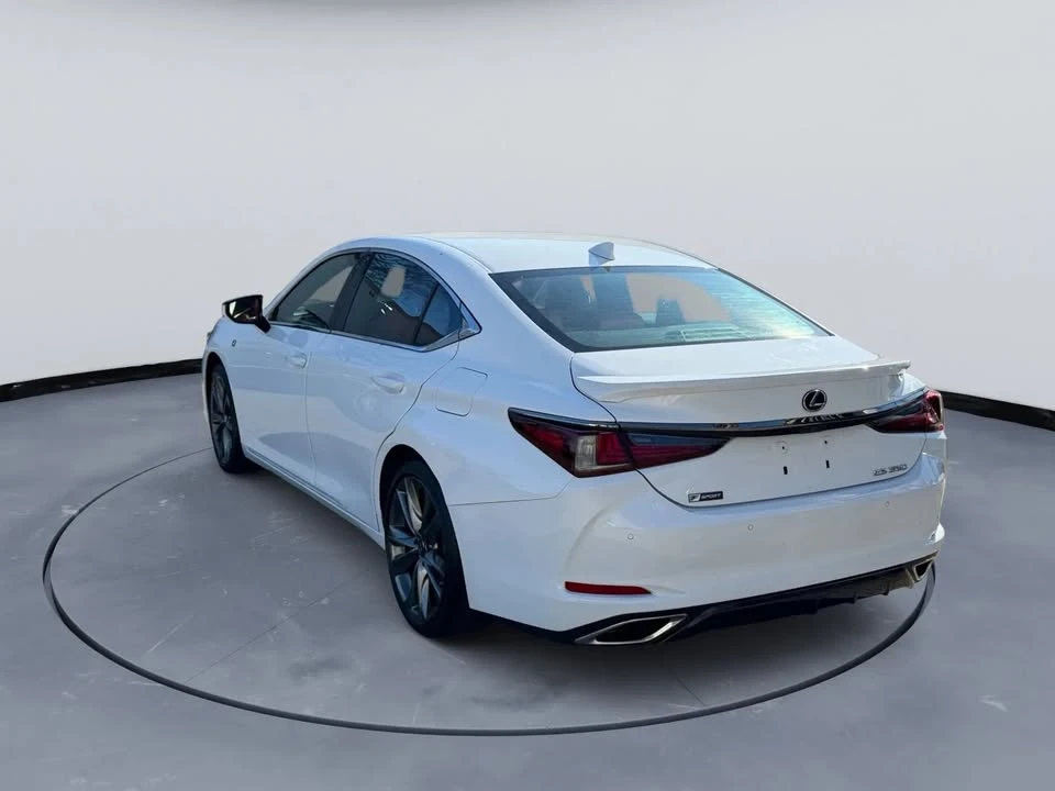 2019 Lexus ES 7th Gen - Image 7 of 14