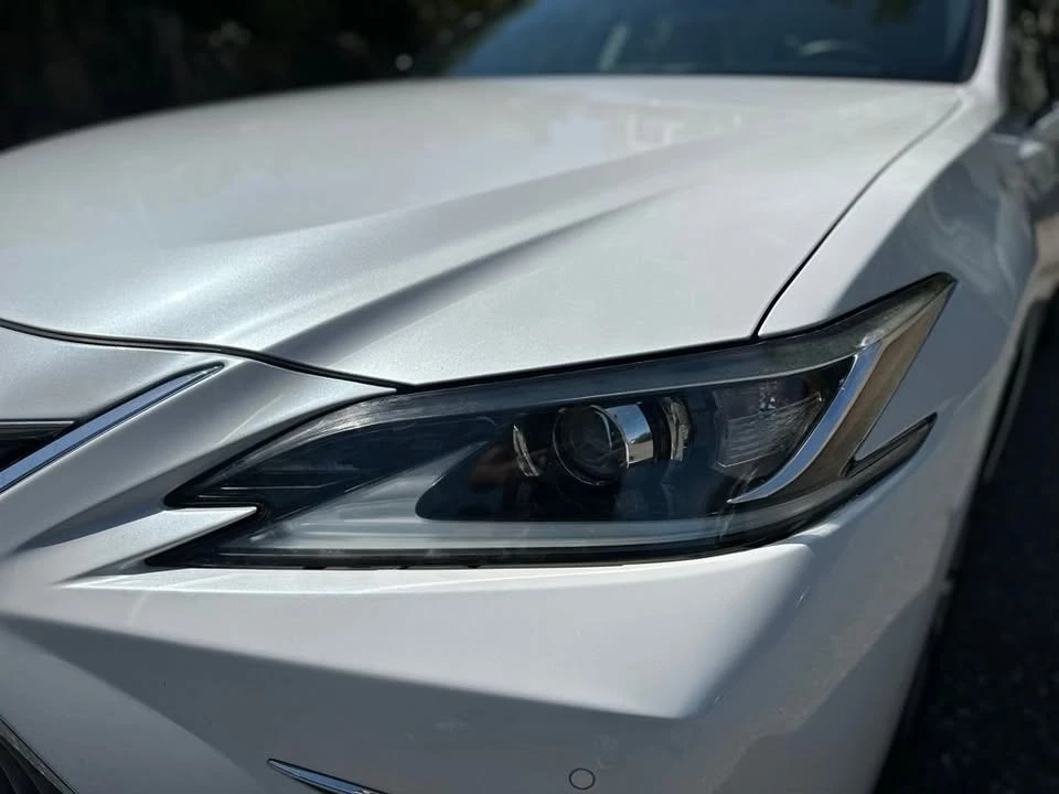 2019 Lexus ES 7th Gen - Image 4 of 19