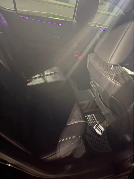 2019 Lexus ES 7th Gen - Image 6 of 7