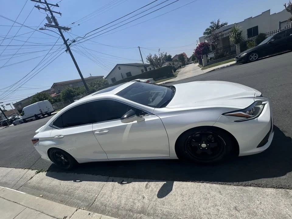 2019 Lexus ES 7th Gen - Image 7 of 13