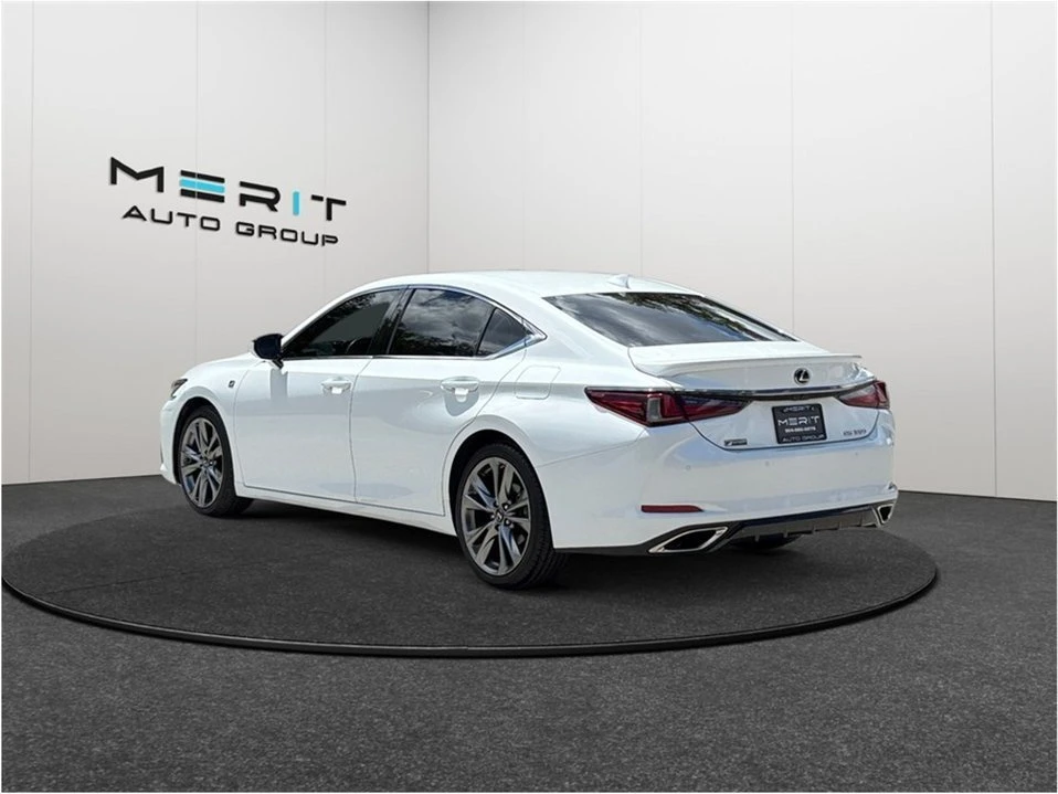 2019 Lexus ES 7th Gen - Image 7 of 20