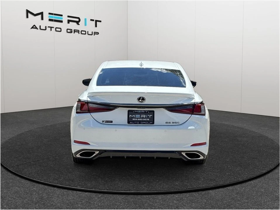 2019 Lexus ES 7th Gen - Image 8 of 20