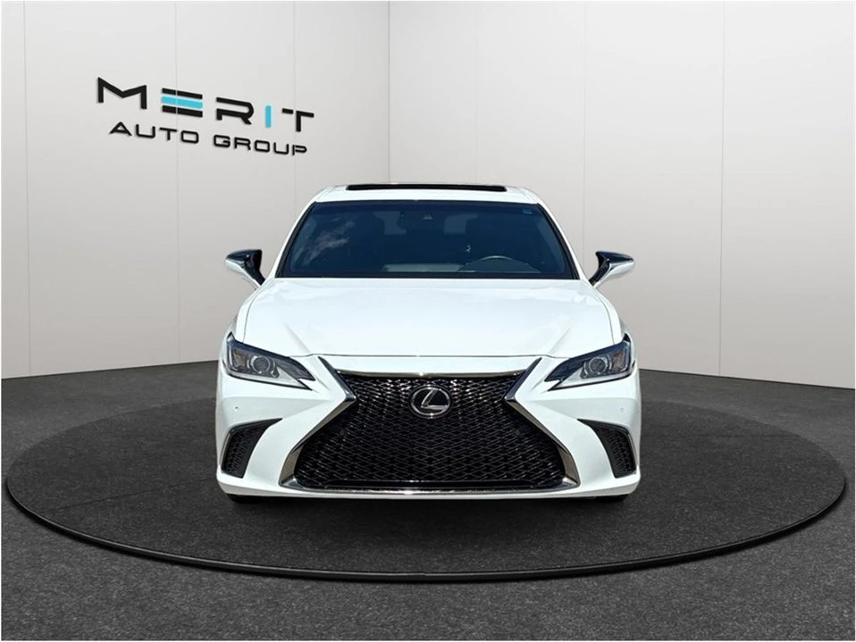 2019 Lexus ES 7th Gen - Image 3 of 20