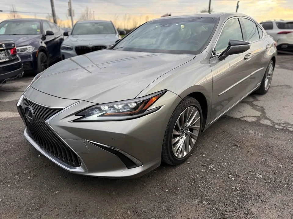 2019 Lexus ES 7th Gen - Image 3 of 20
