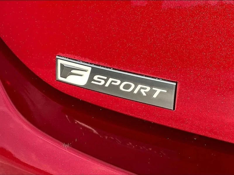 2019 Lexus ES 7th Gen - Image 9 of 14