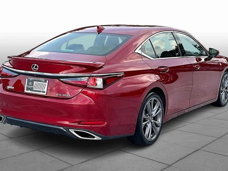 2019 Lexus ES 7th Gen - Image 12 of 14