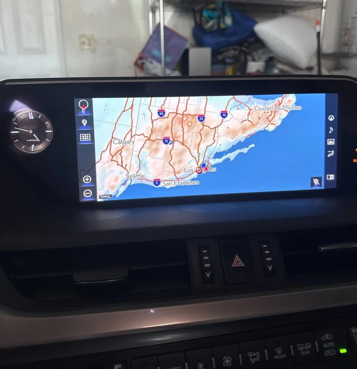 2019 Lexus ES 7th Gen - Image 11 of 14