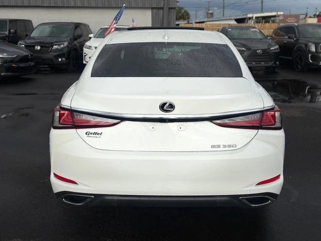 2019 Lexus ES 7th Gen - Image 9 of 20