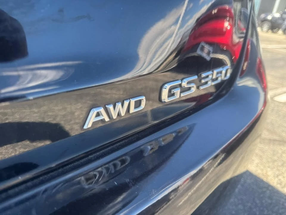 2019 Lexus GS 4th Gen - Image 9 of 20