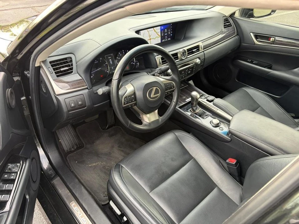 2019 Lexus GS 4th Gen - Image 7 of 10