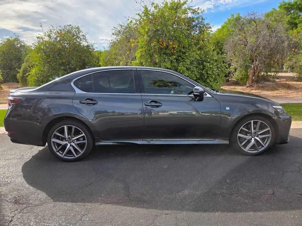2019 Lexus GS 4th Gen - Image 2 of 19