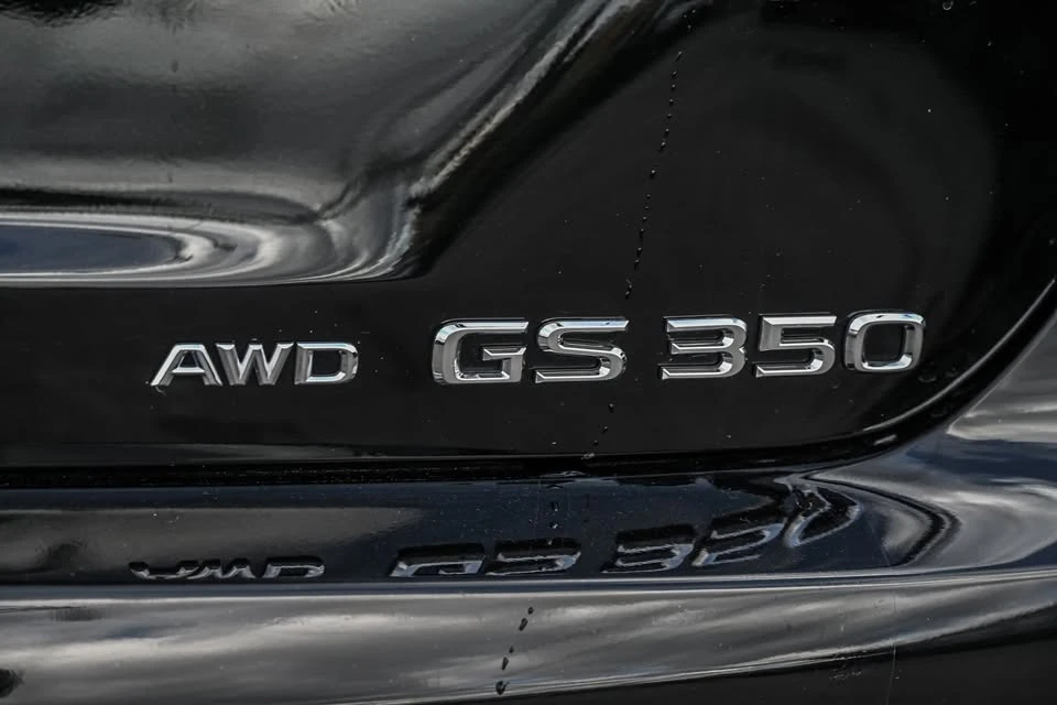 2019 Lexus GS 4th Gen - Image 16 of 20