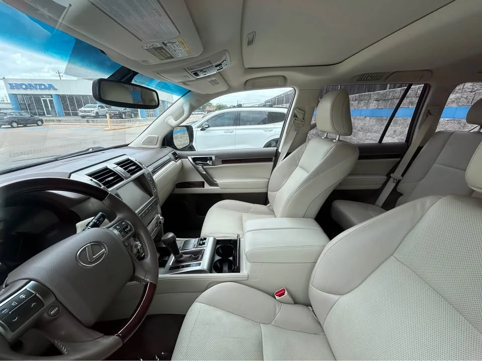 2019 Lexus GX 2nd Gen - Image 9 of 10