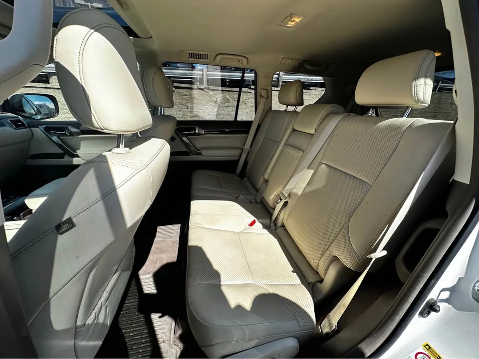 2019 Lexus GX 2nd Gen - Image 16 of 20