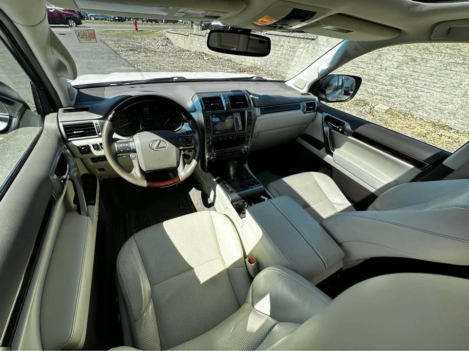 2019 Lexus GX 2nd Gen - Image 17 of 20