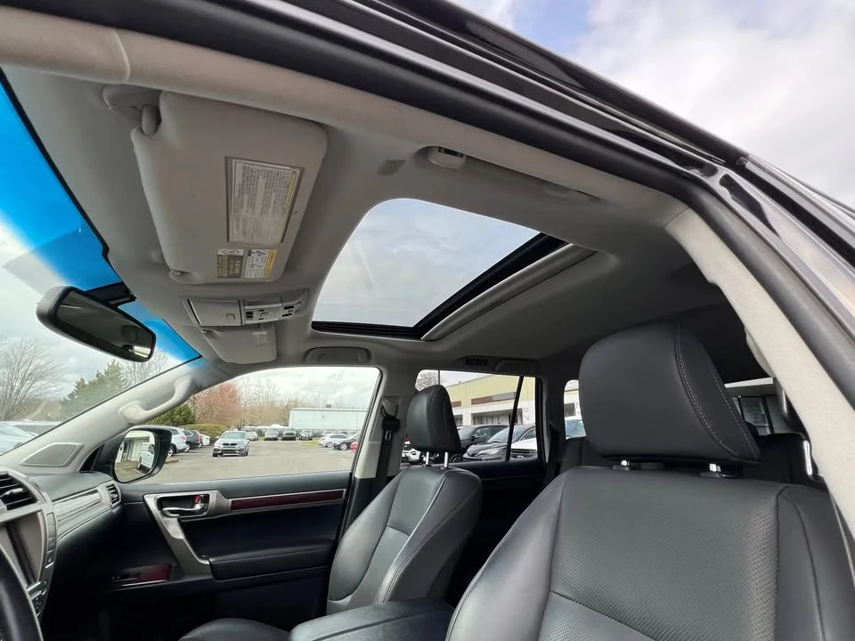 2019 Lexus GX 2nd Gen - Image 19 of 20
