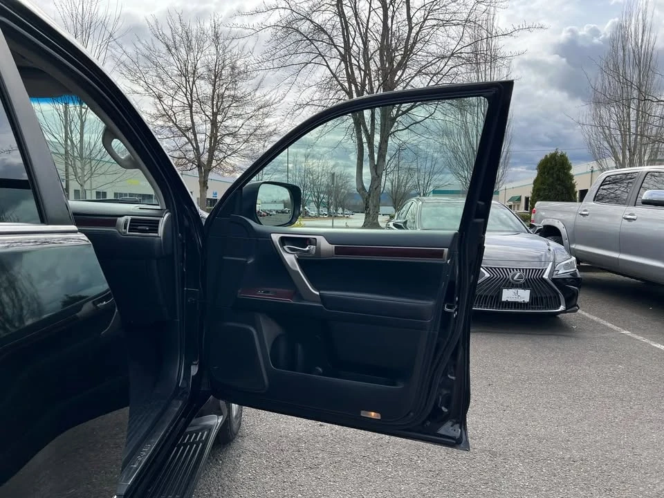2019 Lexus GX 2nd Gen - Image 15 of 20