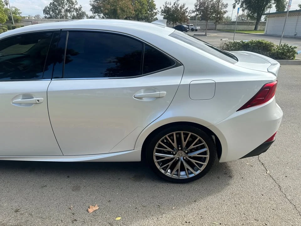 2019 Lexus IS 3rd Gen - Image 6 of 20