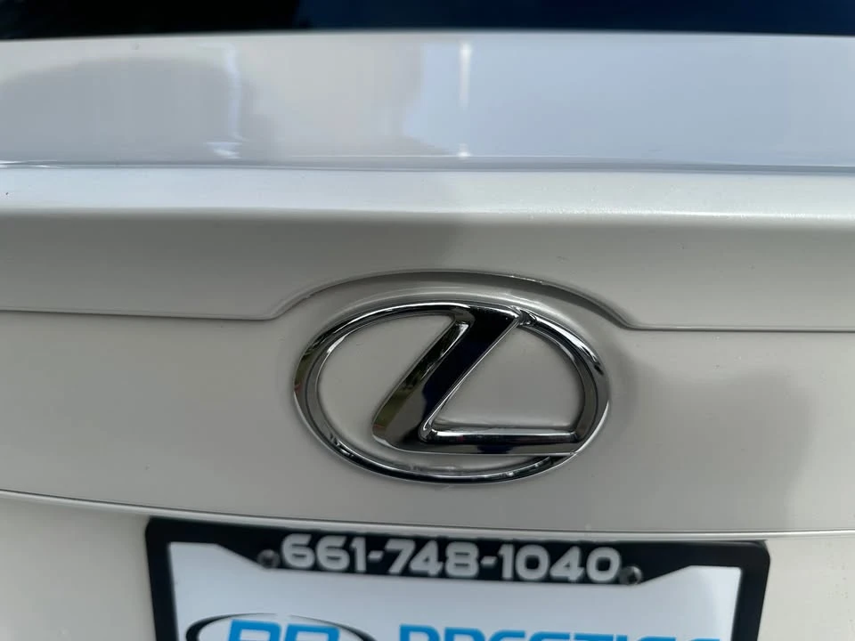 2019 Lexus IS 3rd Gen - Image 18 of 20