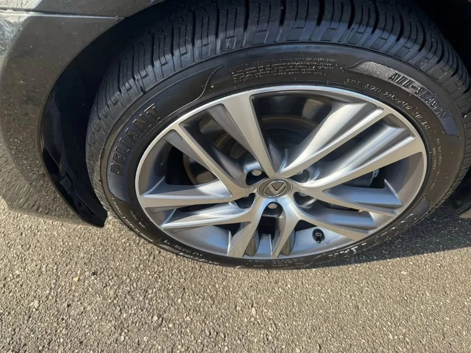 2019 Lexus IS 3rd Gen - Image 8 of 19