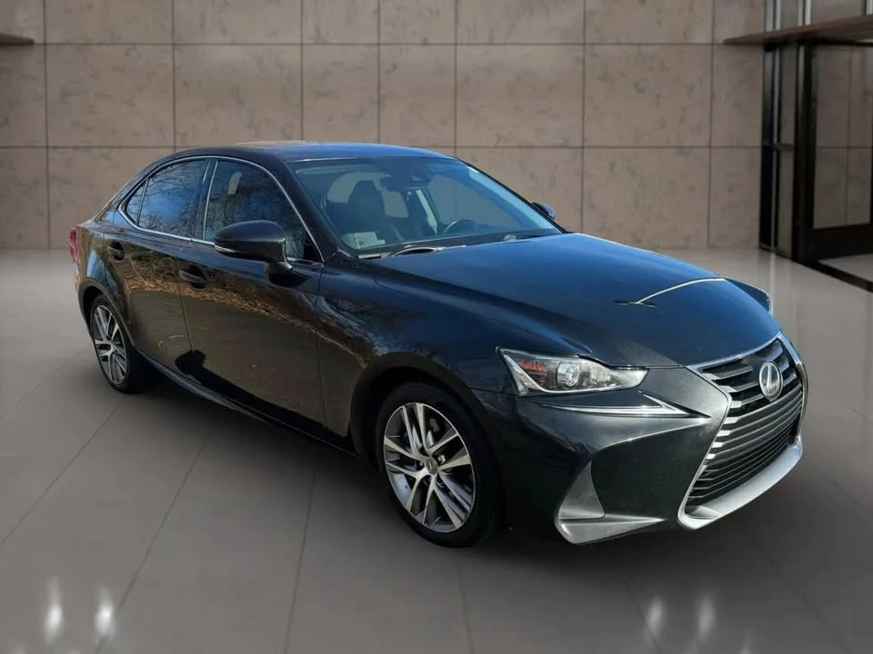 2019 Lexus IS 3rd Gen - Image 6 of 19